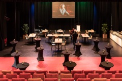 D855731
